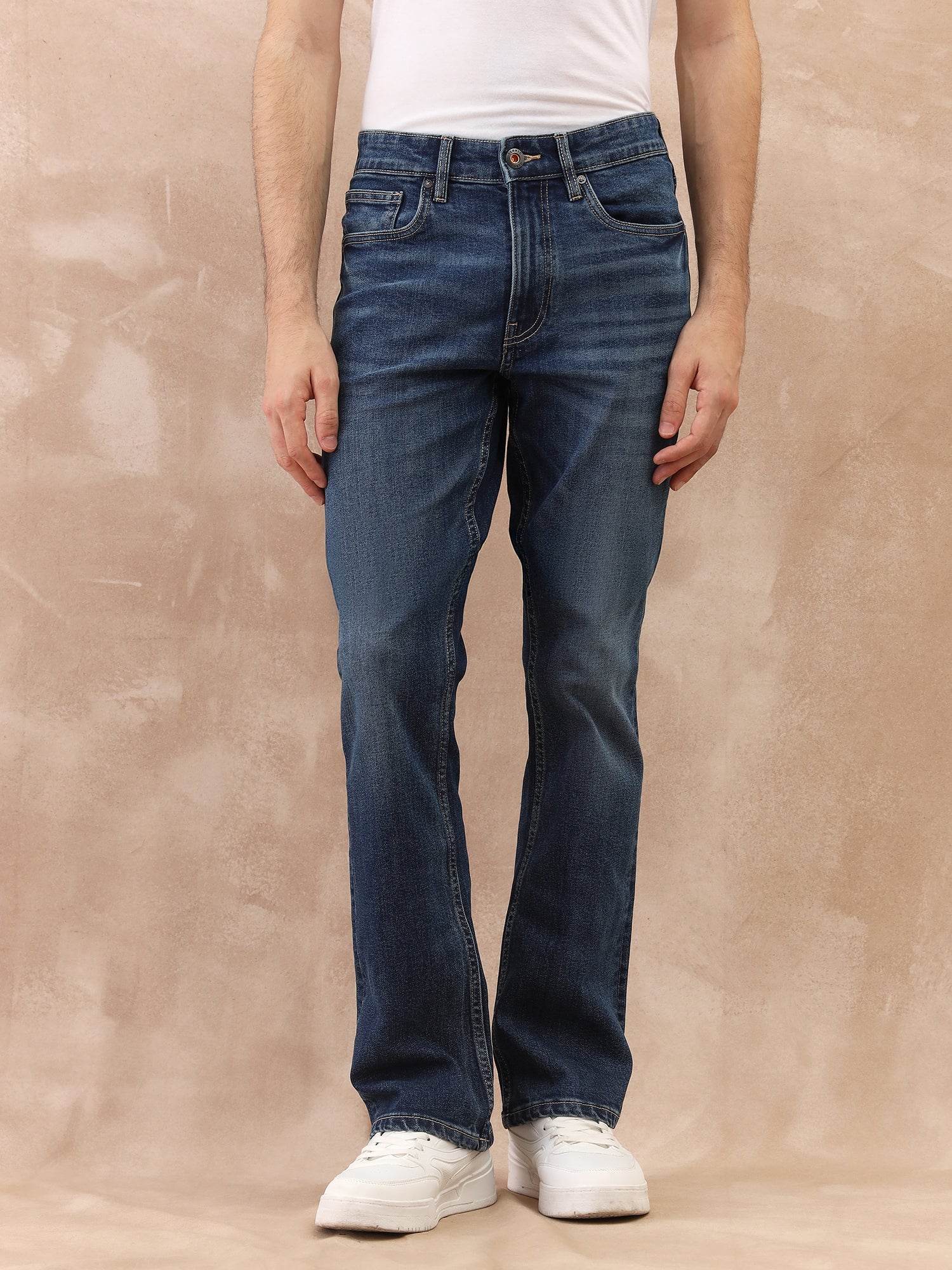 Iconic Men Blue Boot Cut Solid Jeans