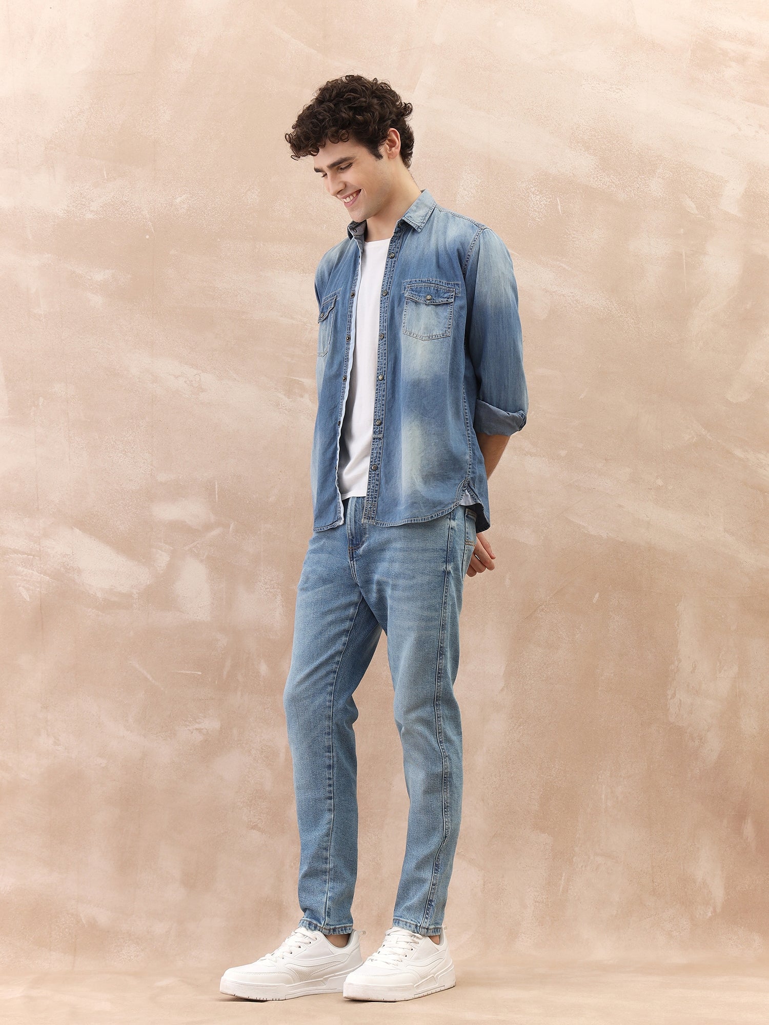 Iconic Men Blue Slim Tapered Solid Jeans