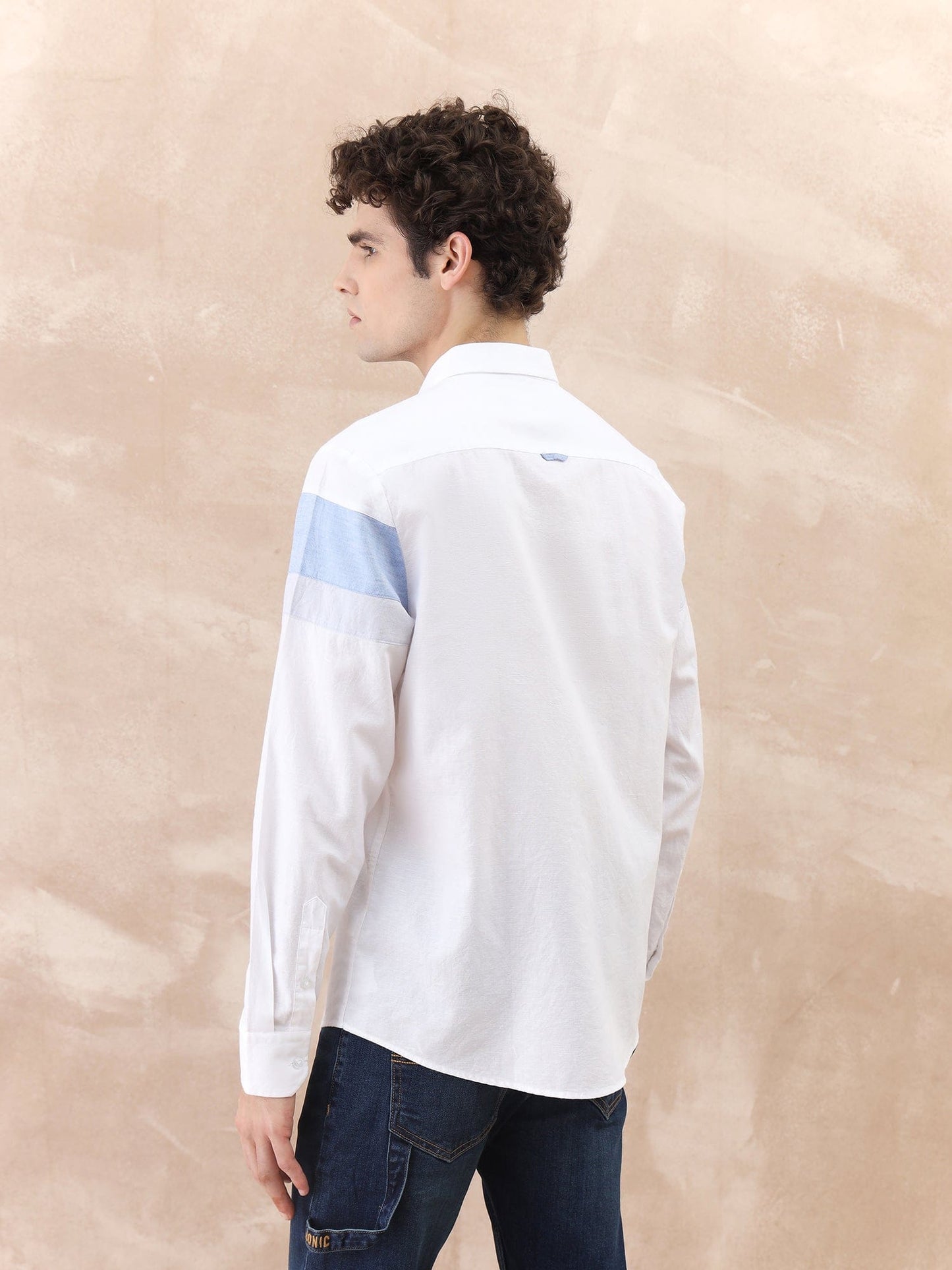 Iconic Men White Solid Collar Shirt