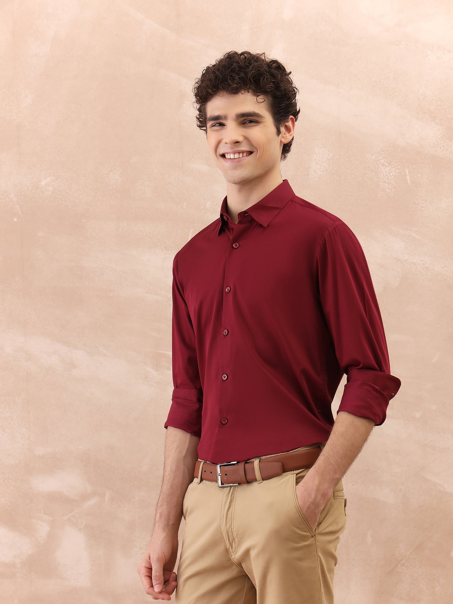 Iconic Men Red Solid Collar Shirt