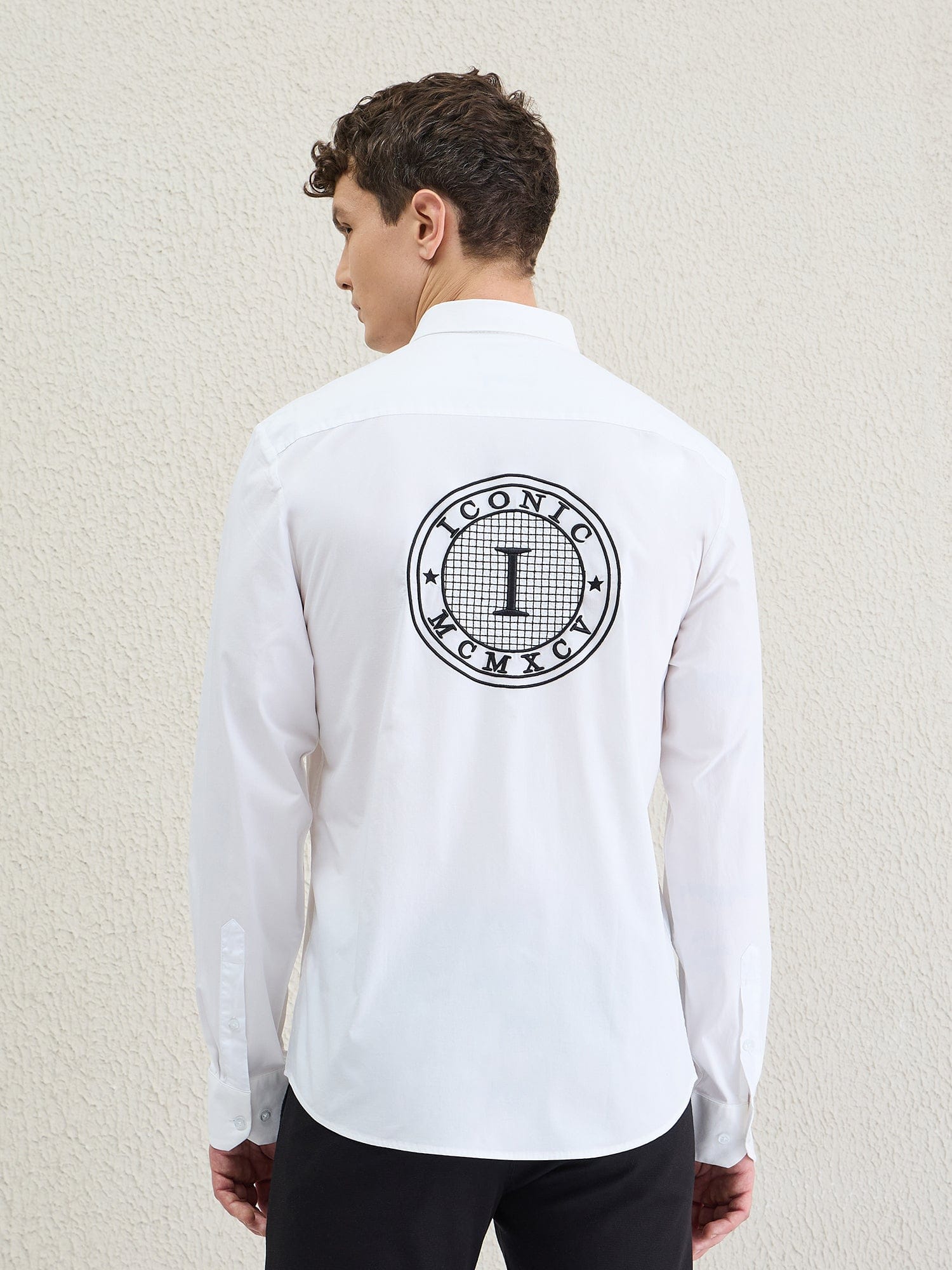 Iconic Men White Solid Collar Shirt