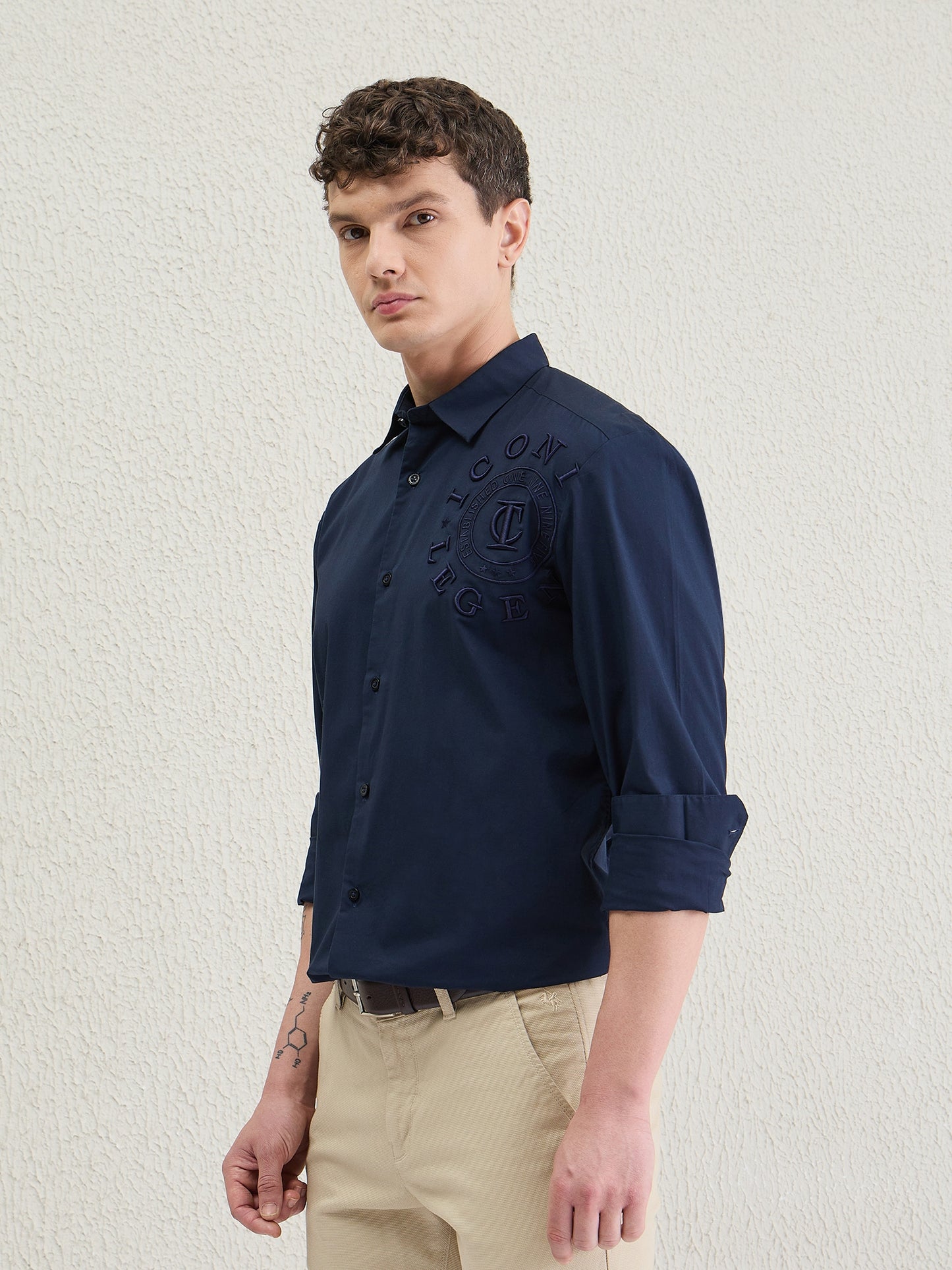 Iconic Men Blue Solid Collar Shirt