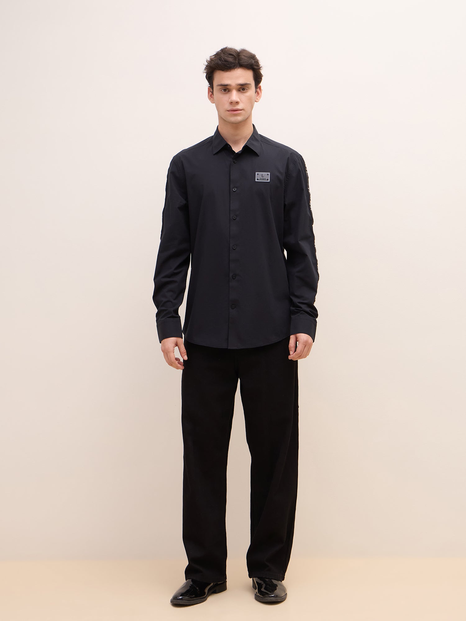 Iconic Men Black Solid Collar Shirt