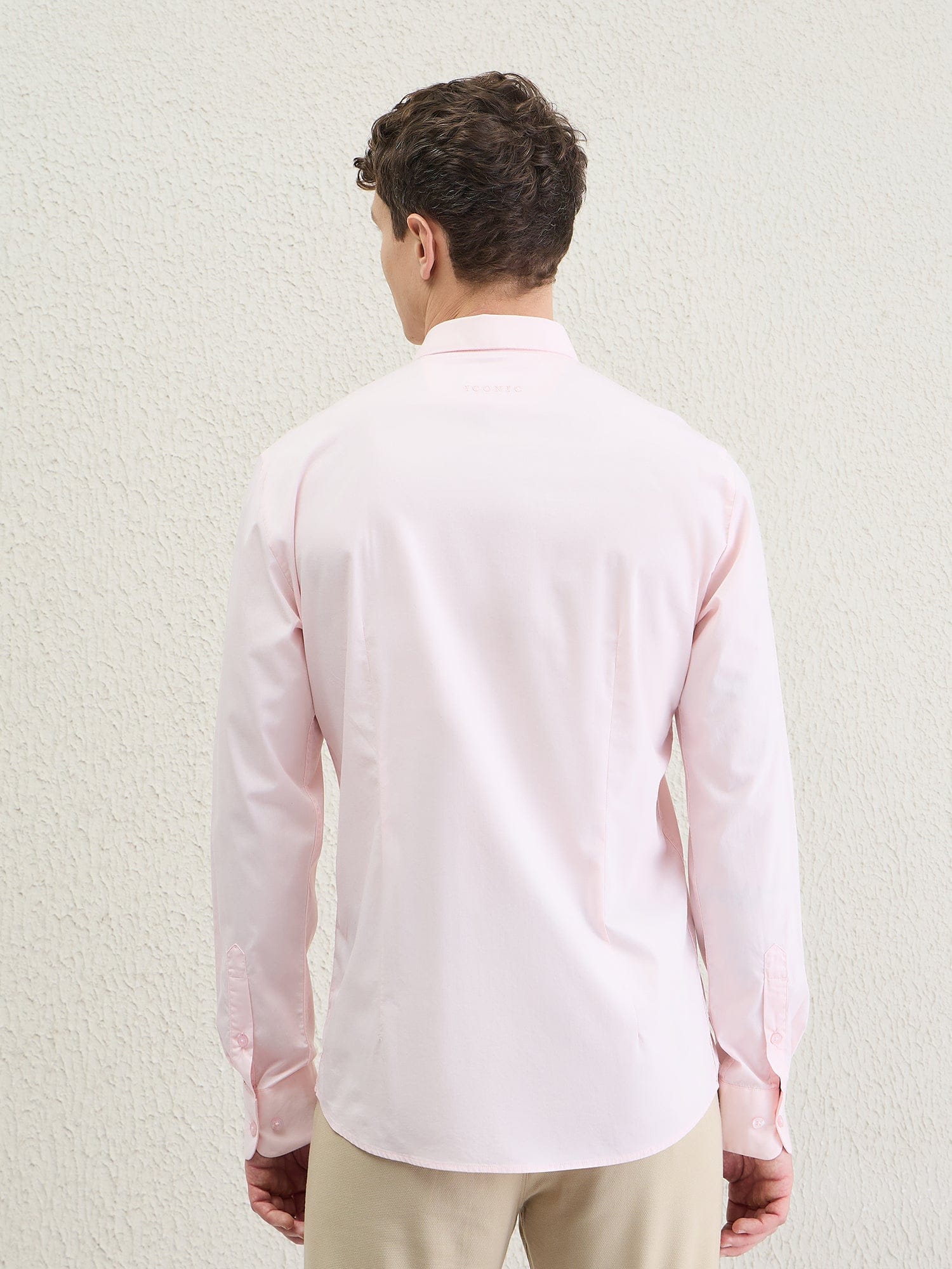 Iconic Men Pink Solid Collar Shirt