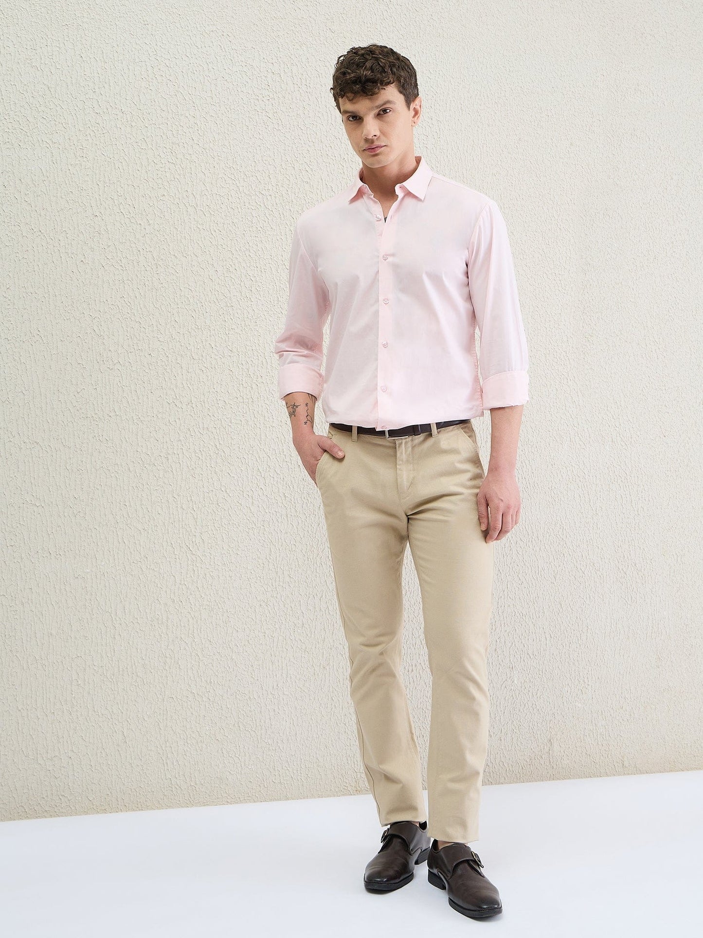 Iconic Men Pink Solid Collar Shirt