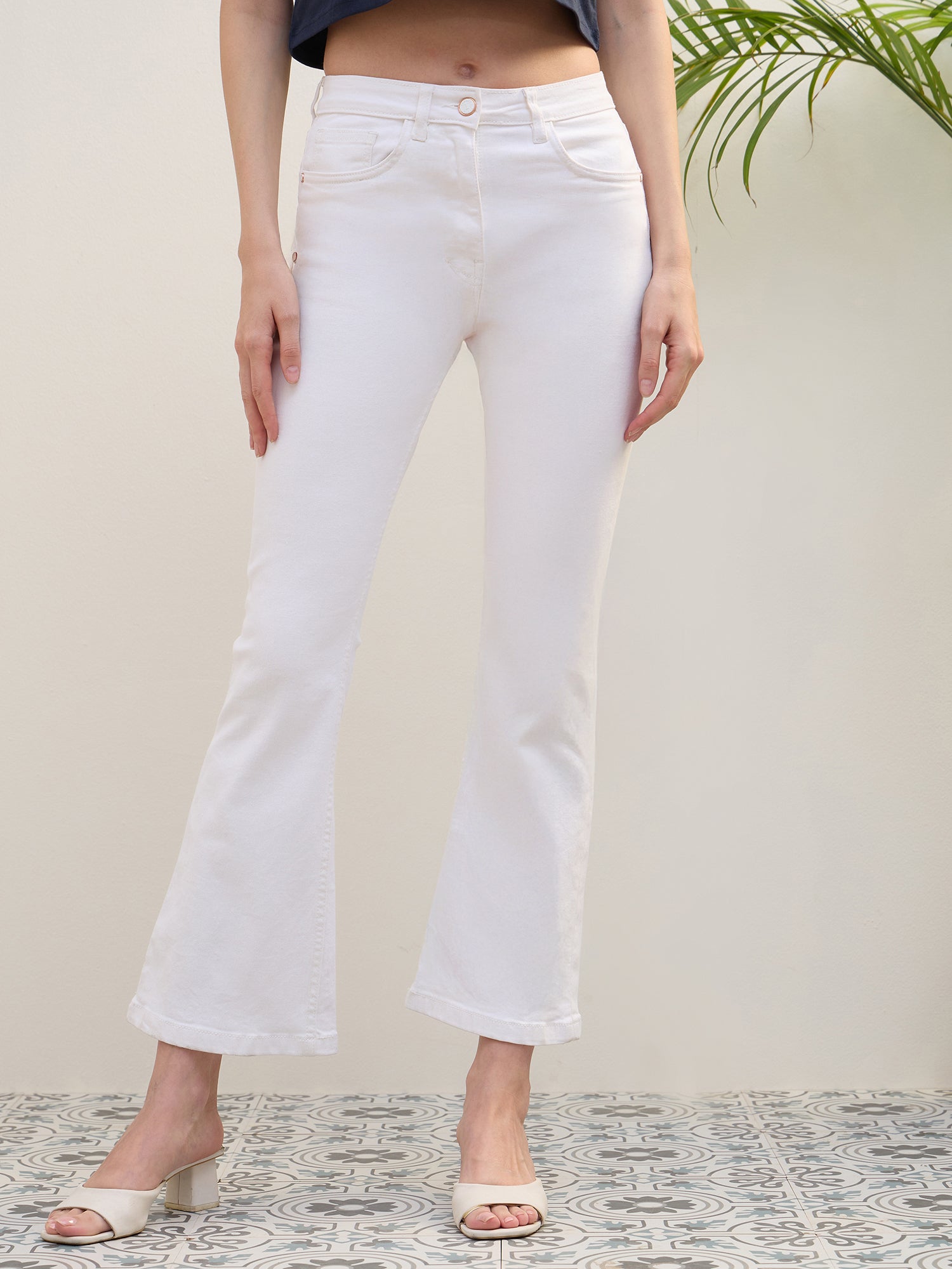 Iconic Women White Bootcut Fit Solid Jeans