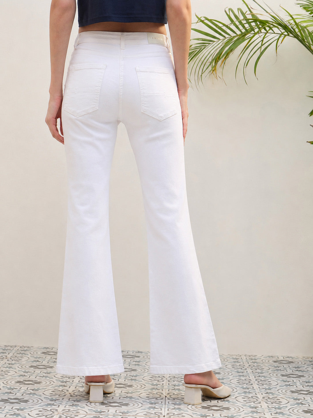 Iconic Women White Bootcut Fit Solid Jeans