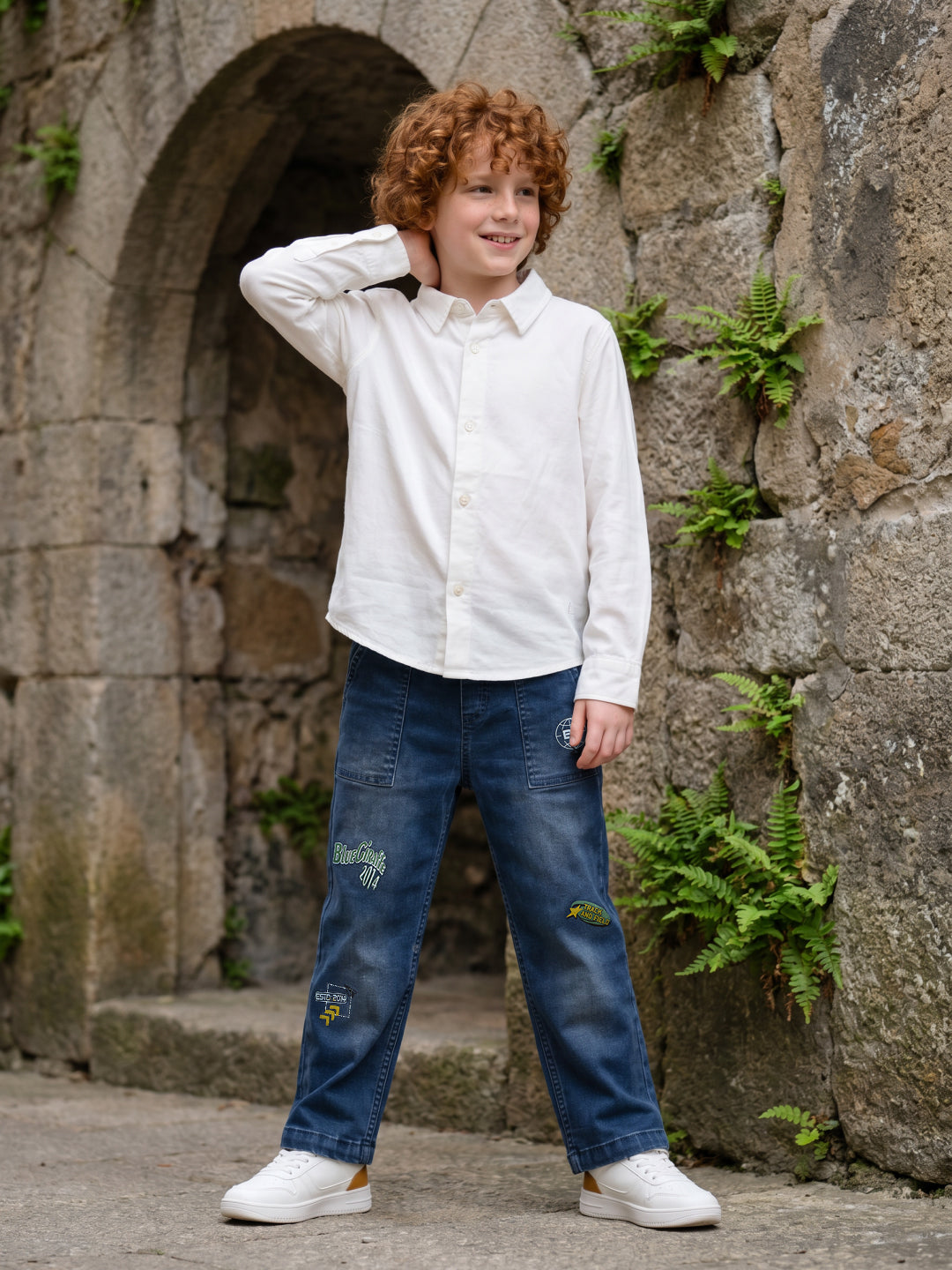 Blue Giraffe Boys Blue Relaxed Fit Solid Jeans