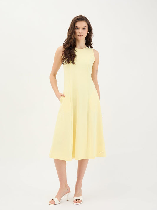 Elle Women Yellow Solid Round Neck Dress