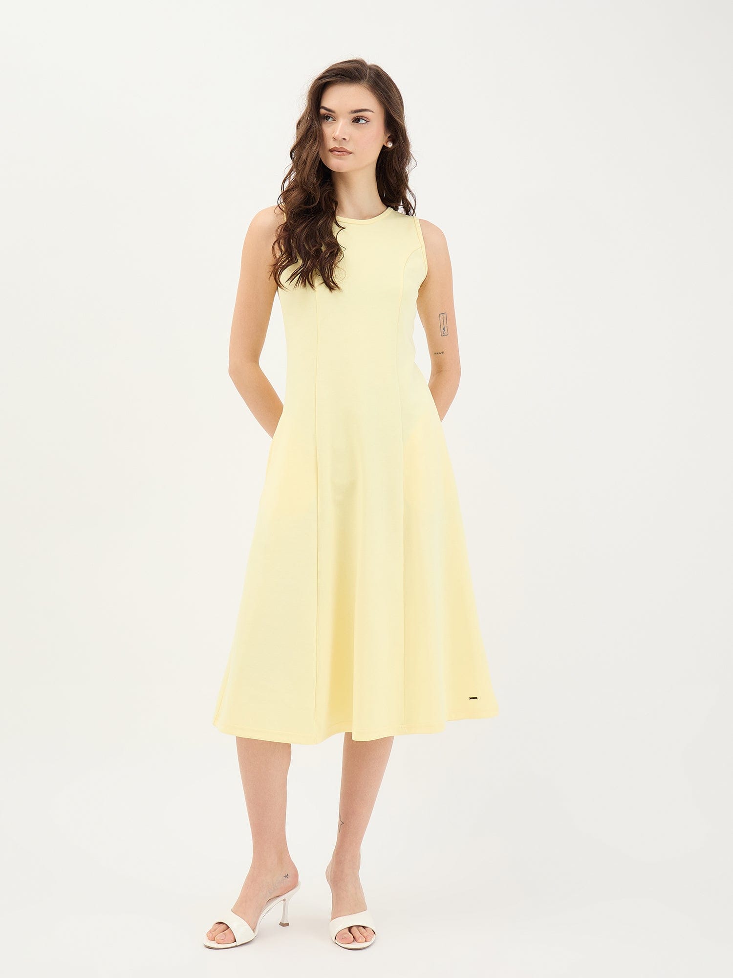 Elle Women Yellow Solid Round Neck Dress