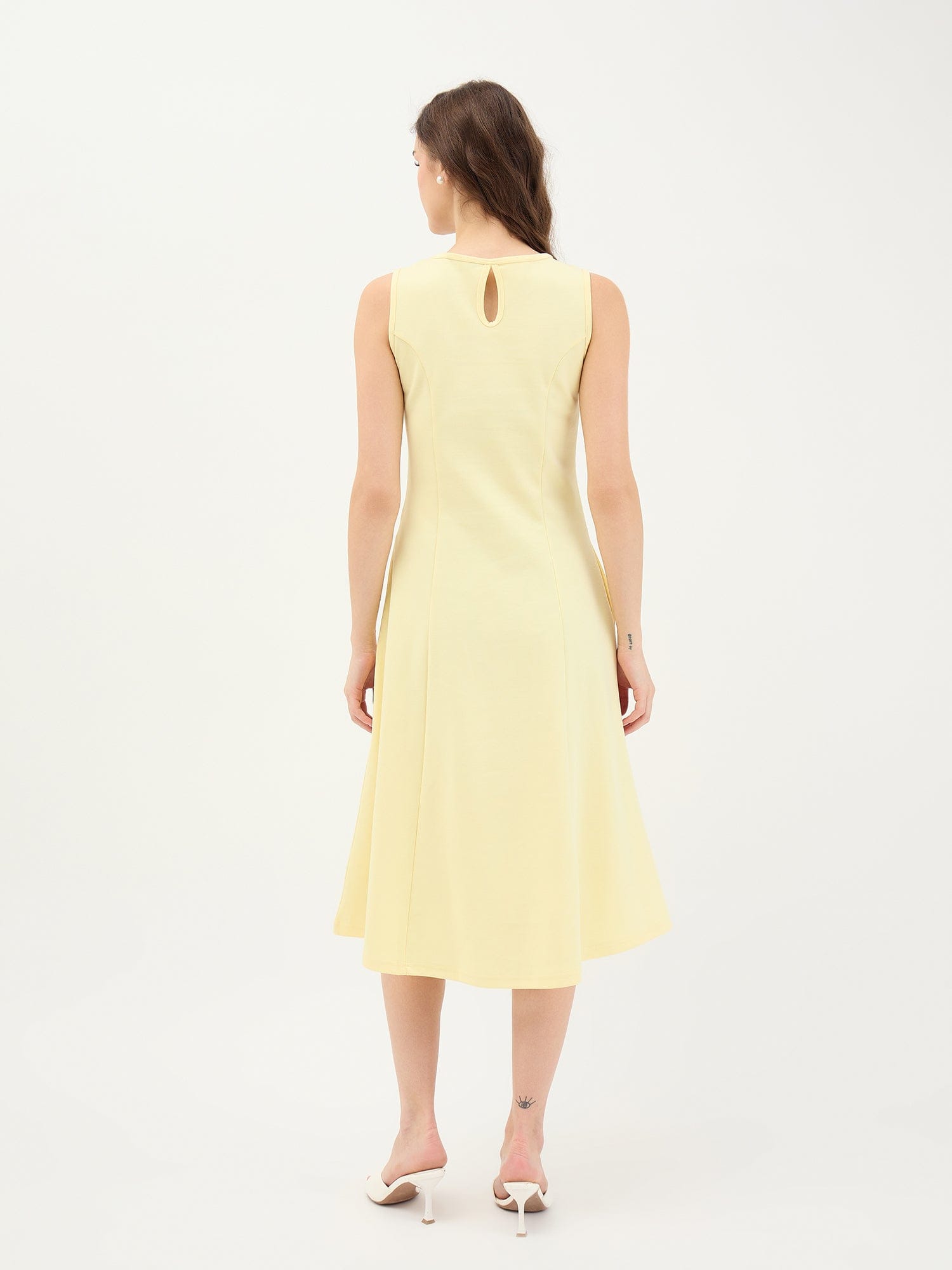 Elle Women Yellow Solid Round Neck Dress