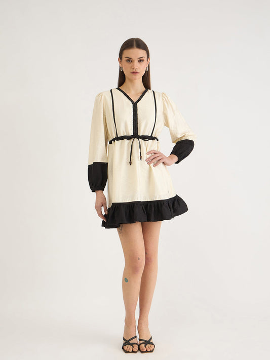 Elle Women White Solid V Neck Dress