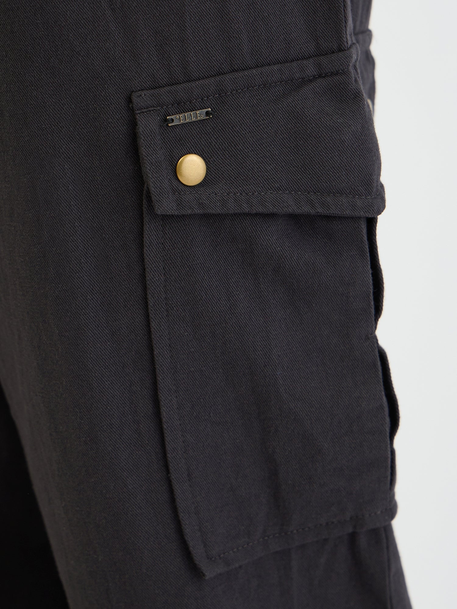 Elle Women Black Relaxed Fit Solid Jogger