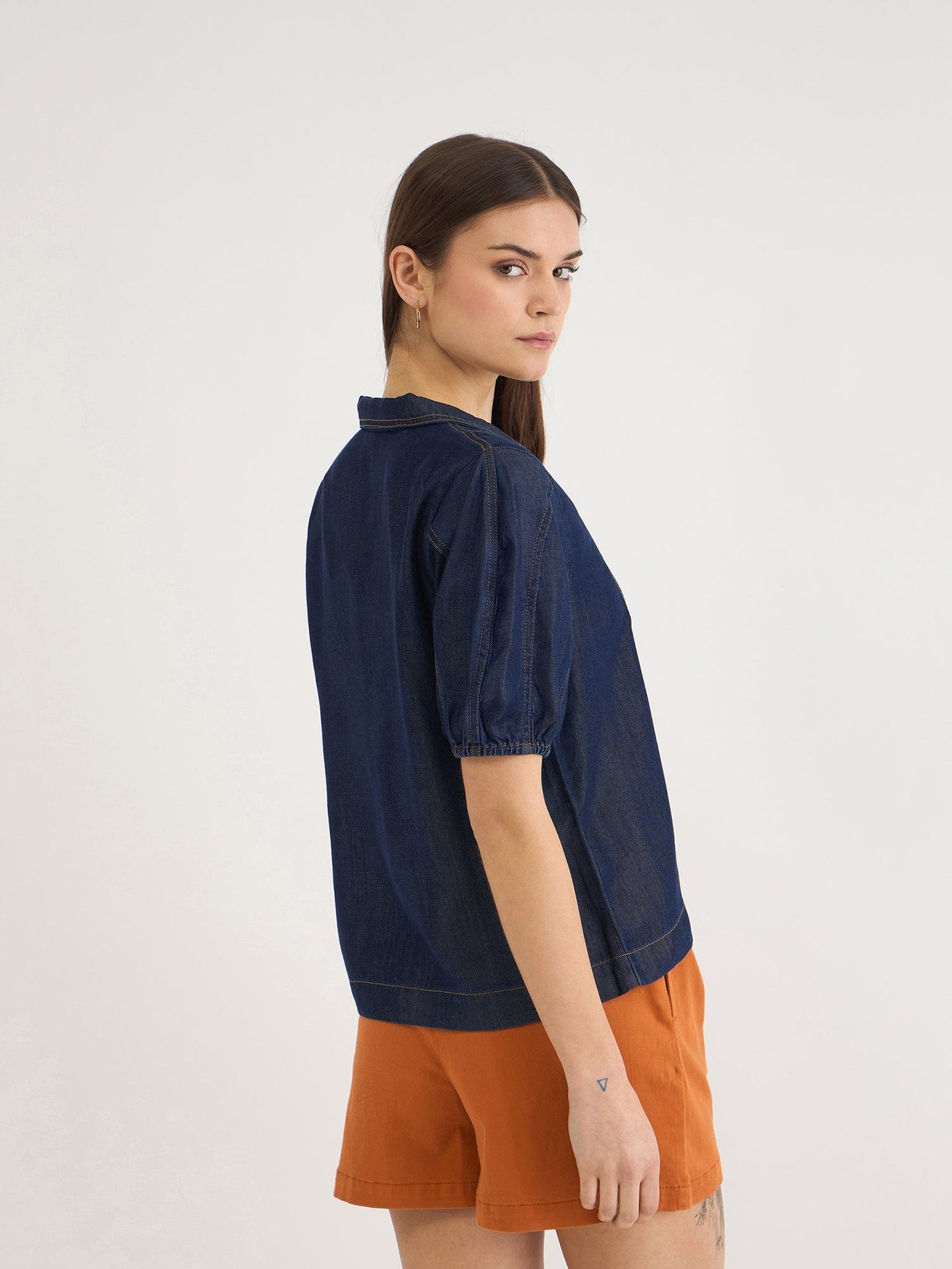Elle Women Blue Denim V Neck Top