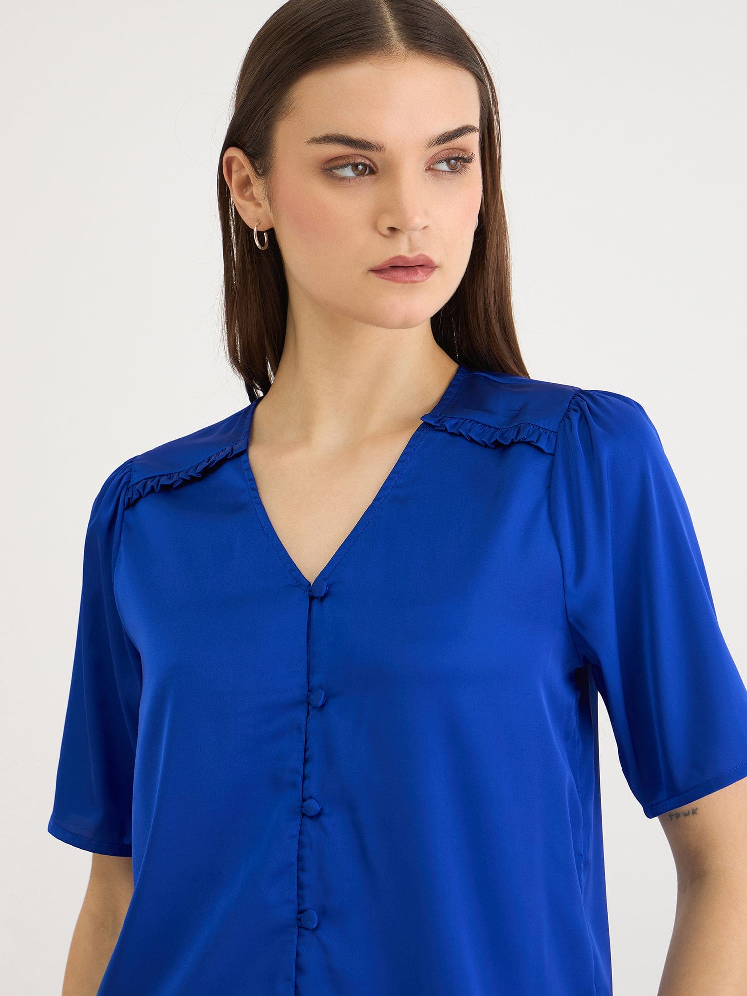 Elle Women Blue Solid V Neck Top