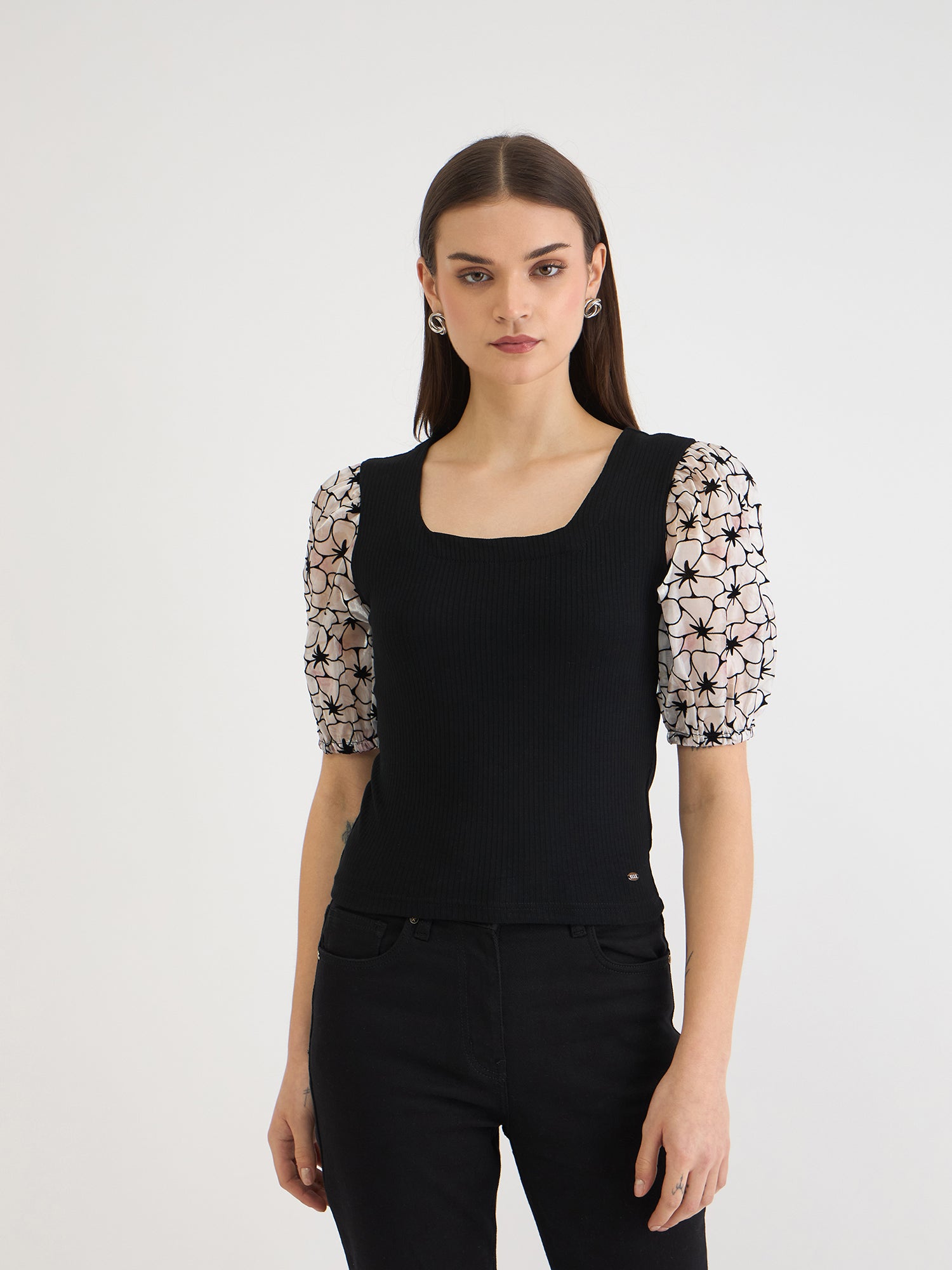 Elle Women Black Solid Square Neck Tshirt