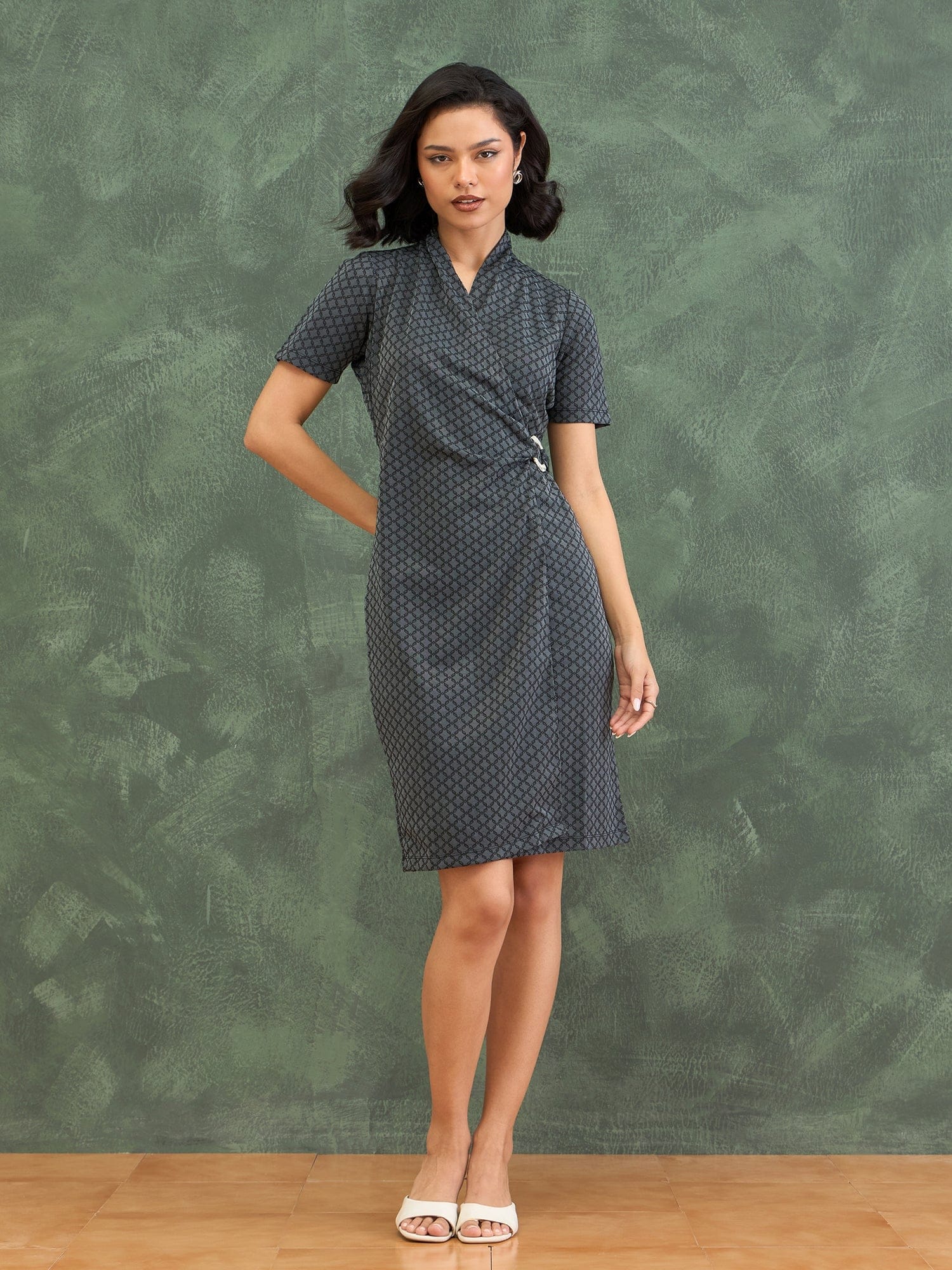 Iconic Women Black Printed Wrap Neck Dress