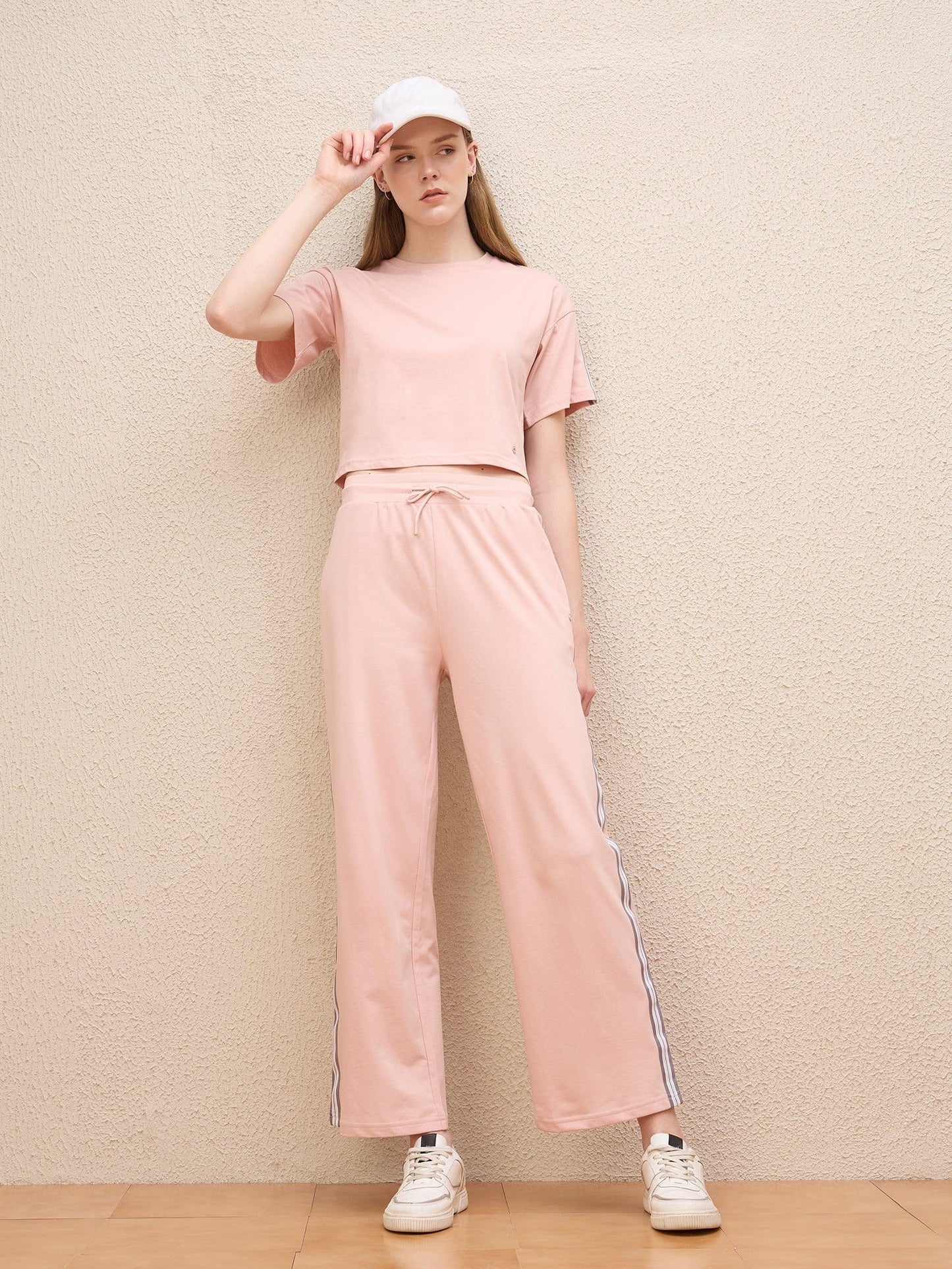 Iconic Women Pink Straight Fit Solid Trouser