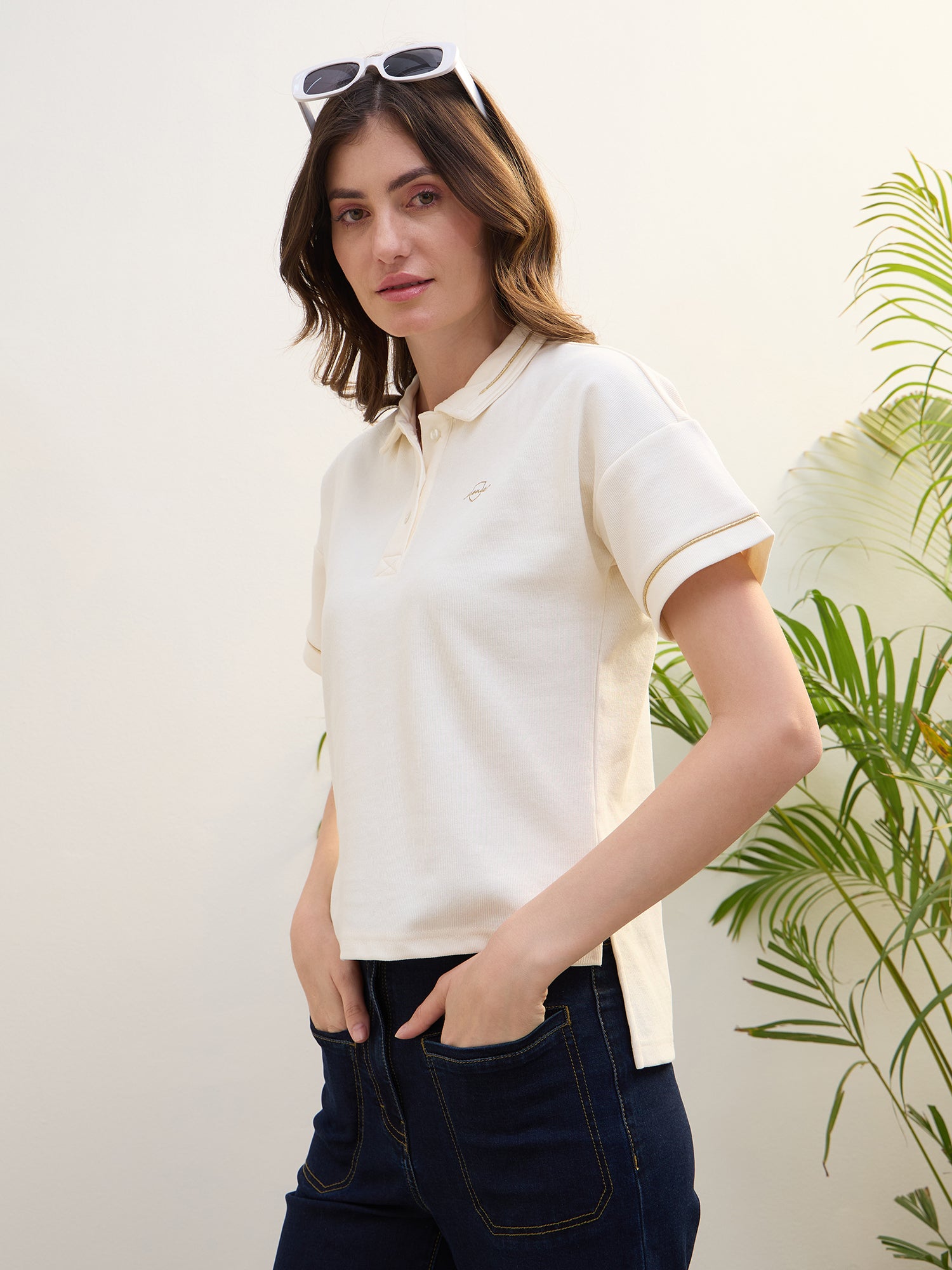 Iconic Women White Solid Polo Tshirt