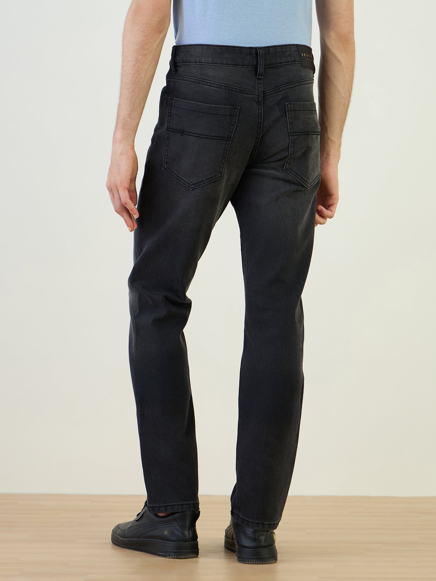 Iconic Men Grey Slim Fit Solid Jeans