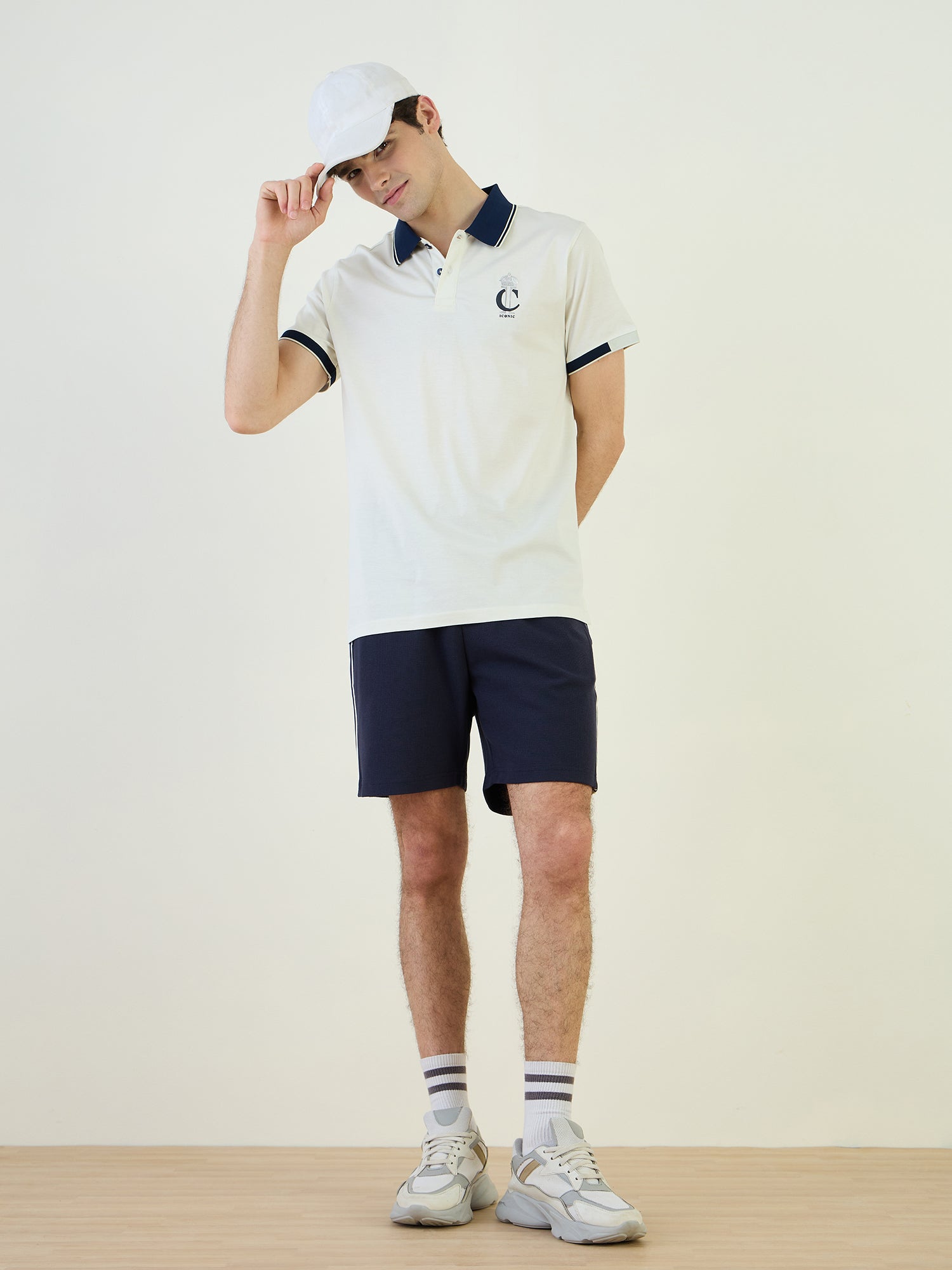 Iconic Men White Solid Polo Tshirt