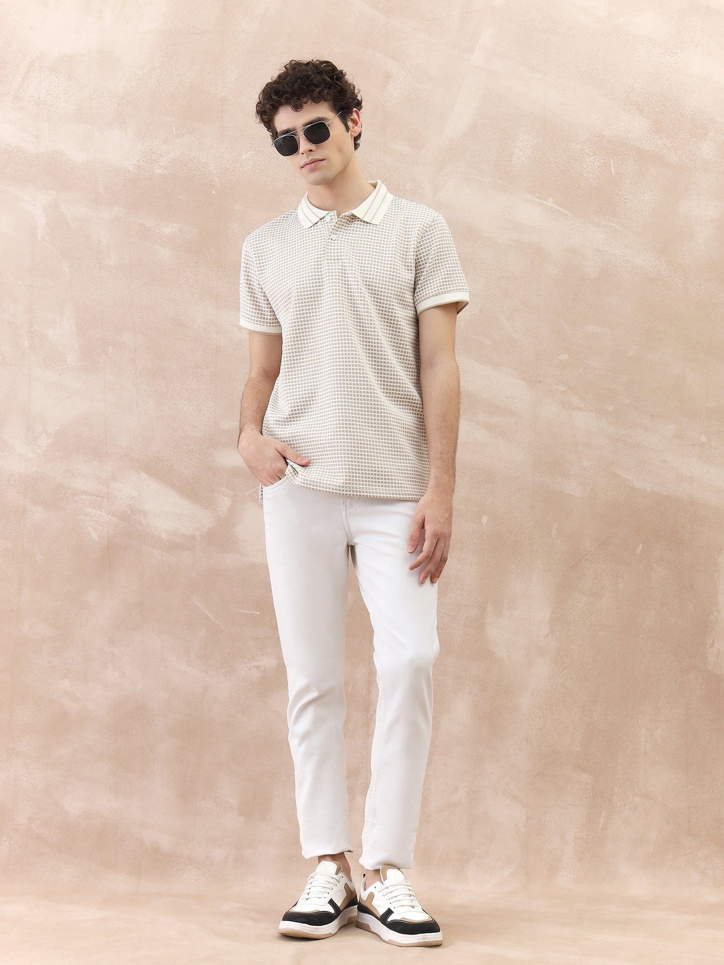 Iconic Men Brown Textured Collar Polo Tshirt