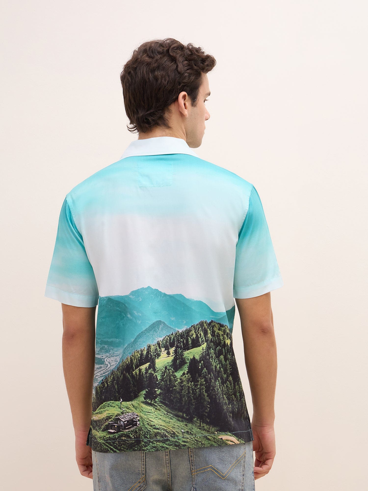 Iconic Men Multi Printed Resort Collar Shirt