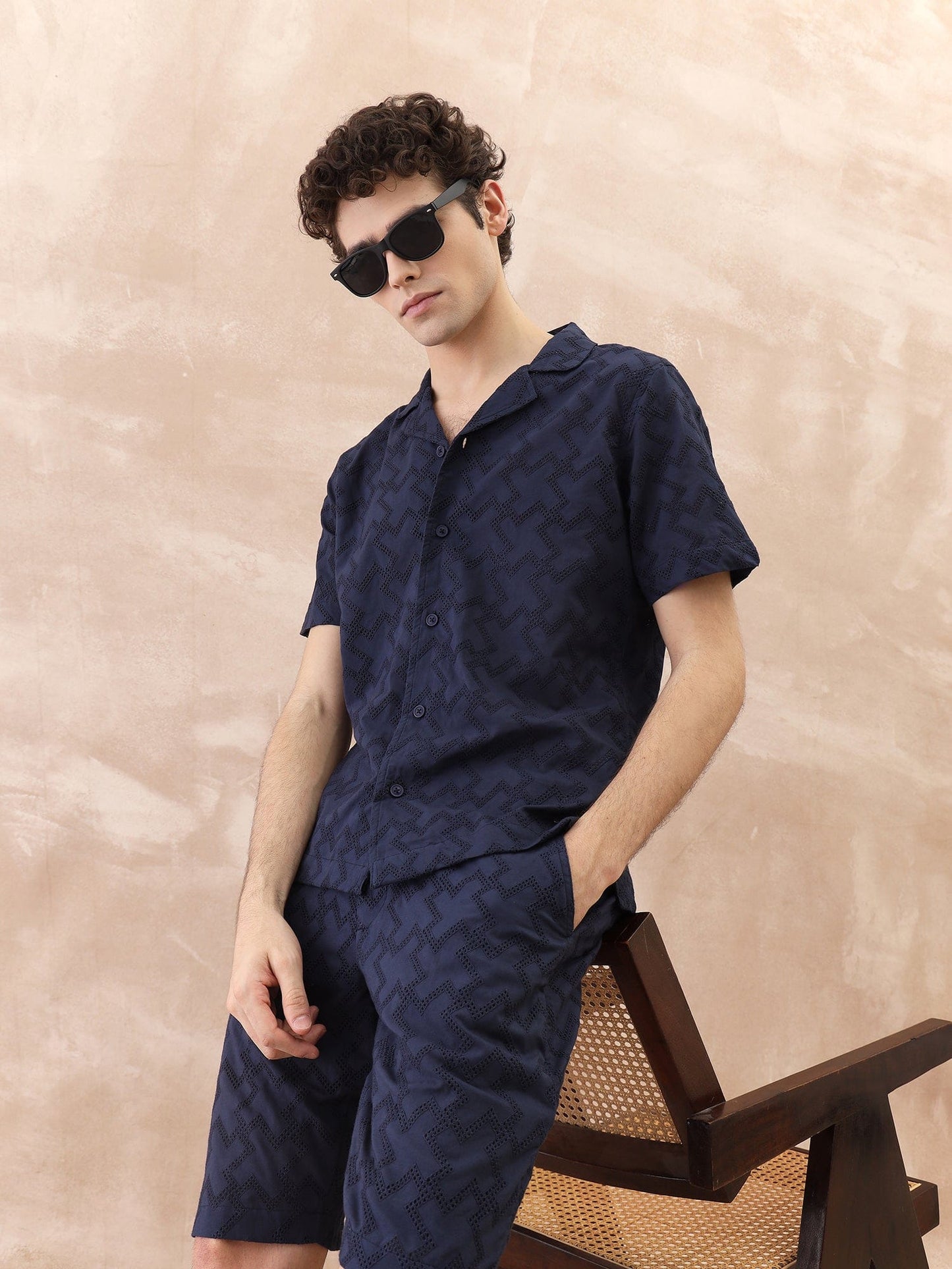 Iconic Men Blue Regular Fit Textured Shorts