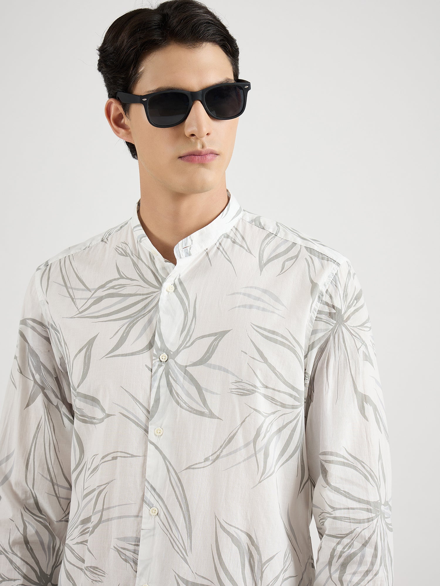 Antony Morato Men Cream Printed Mandarin Collar Shirt