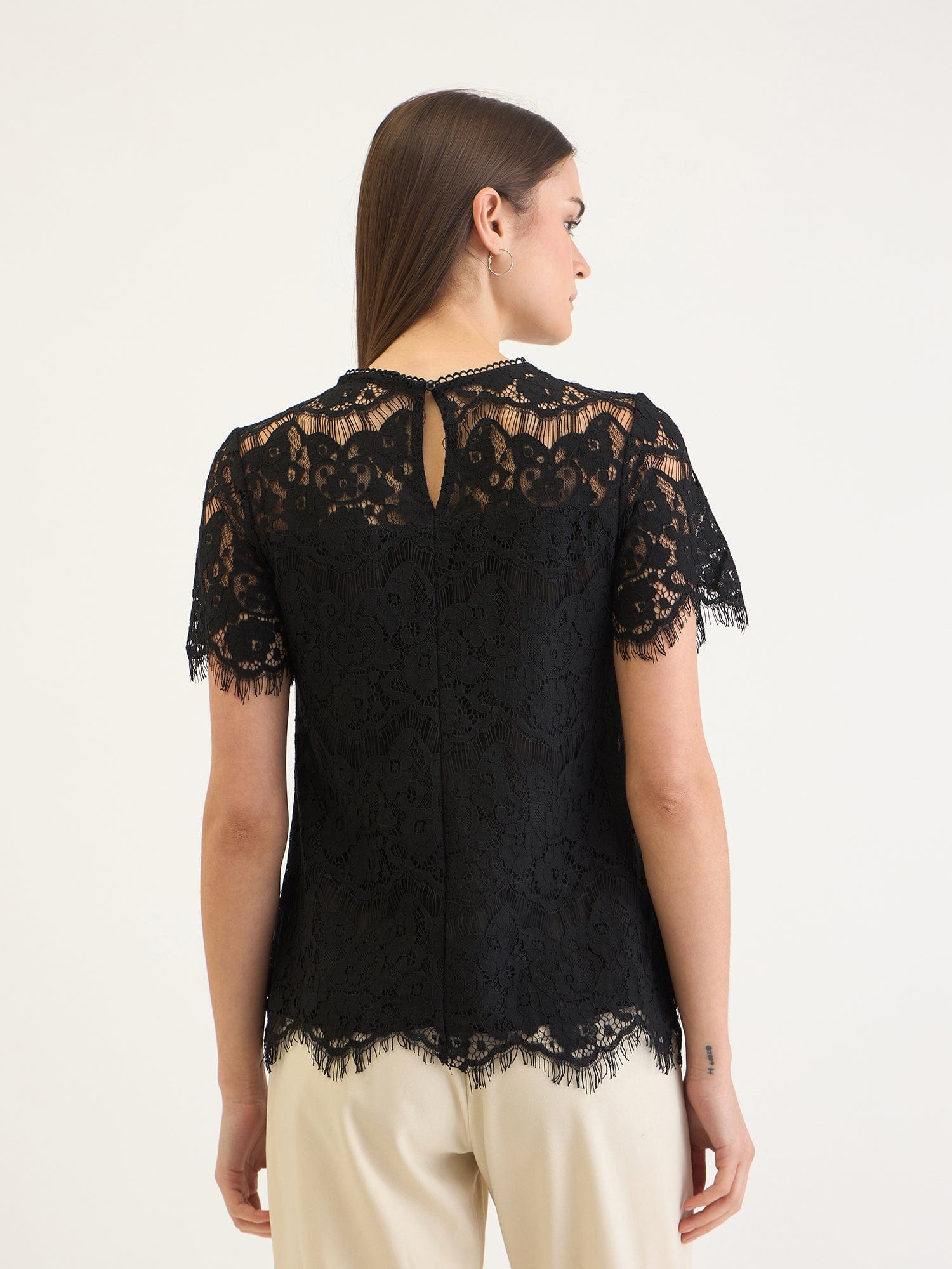 Elle Women Black Lace Round Neck Top