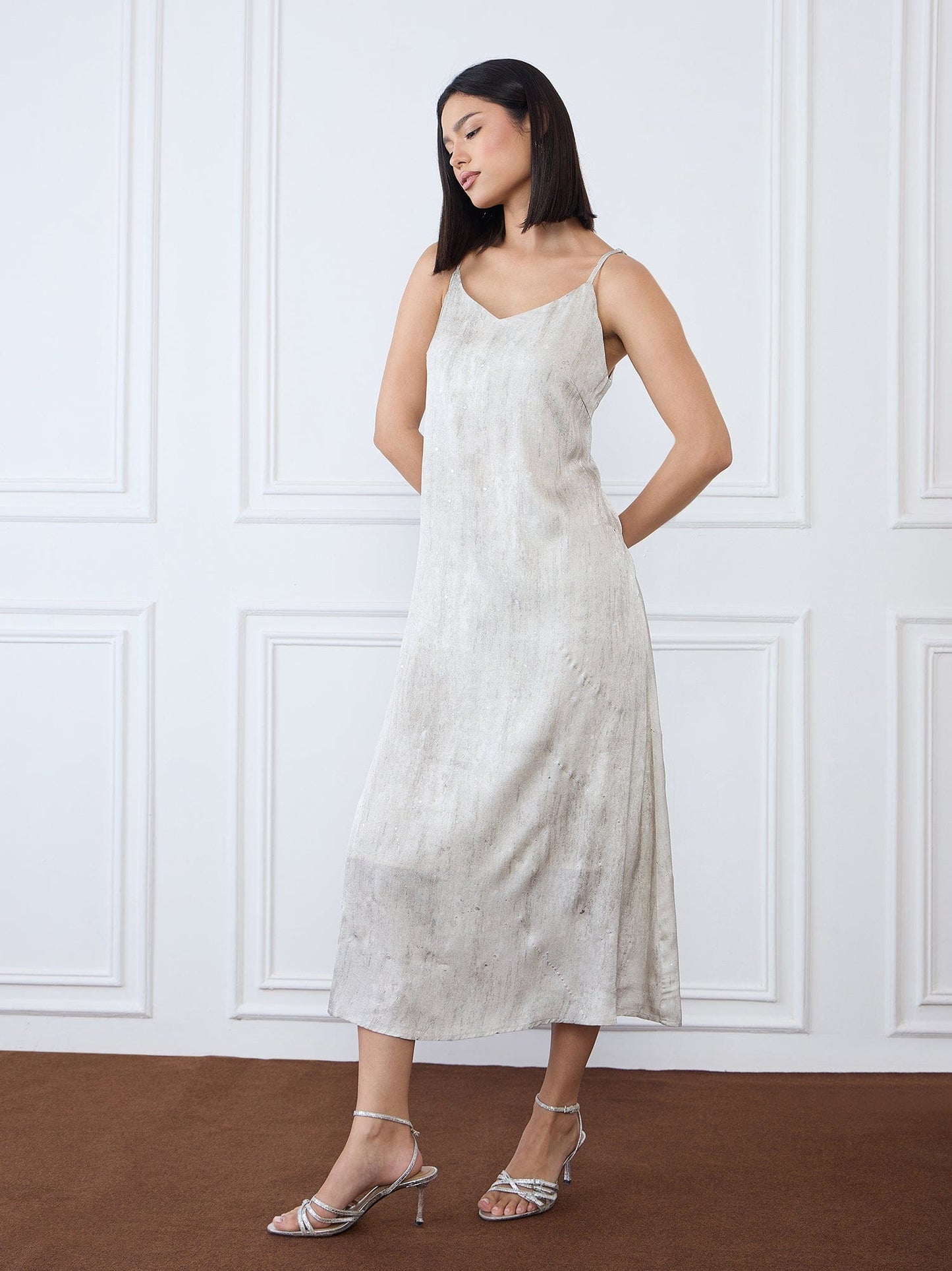 Iconic Women Grey V Neck Dress