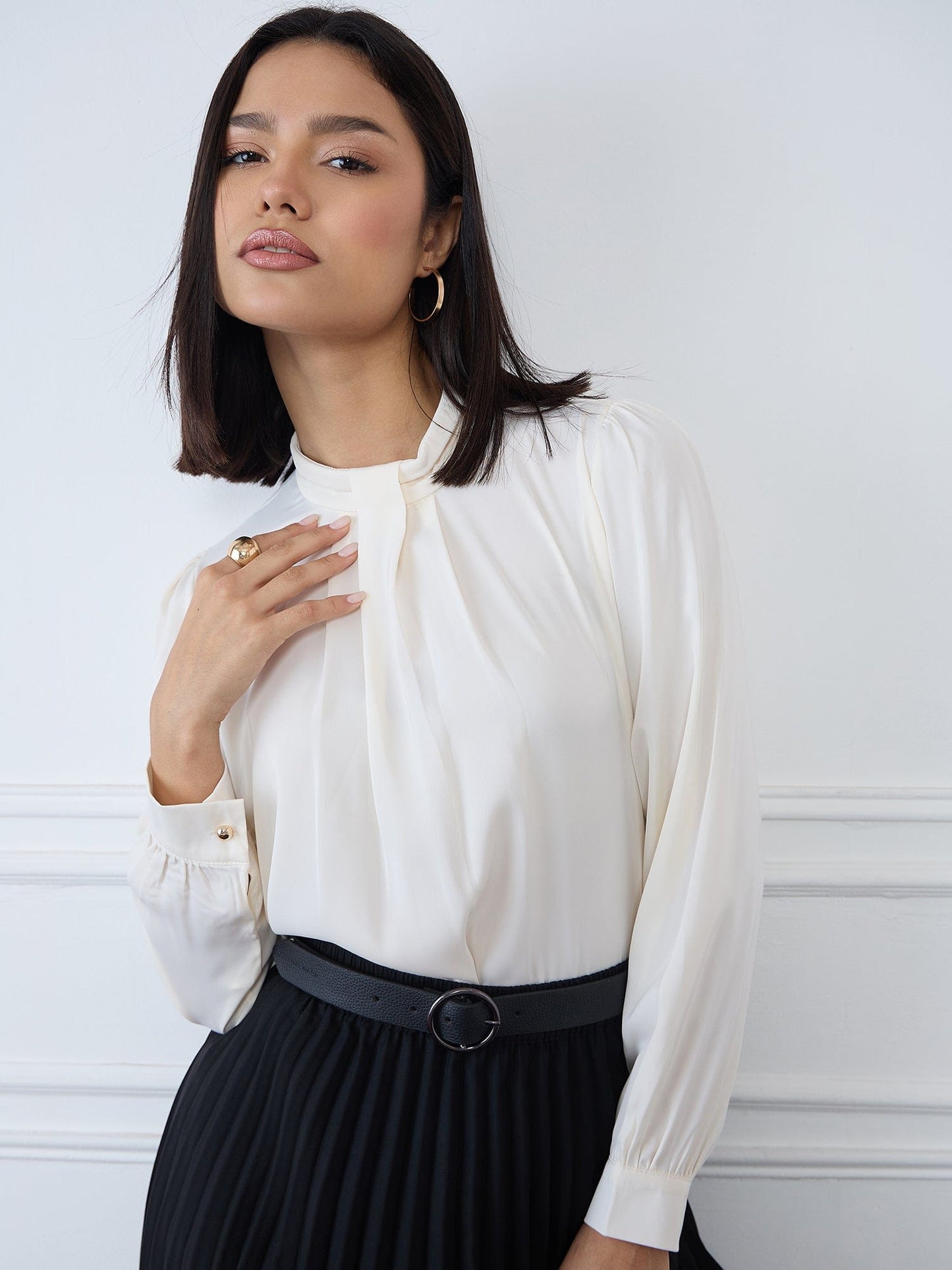 Iconic Women Beige Solid Round Neck Top