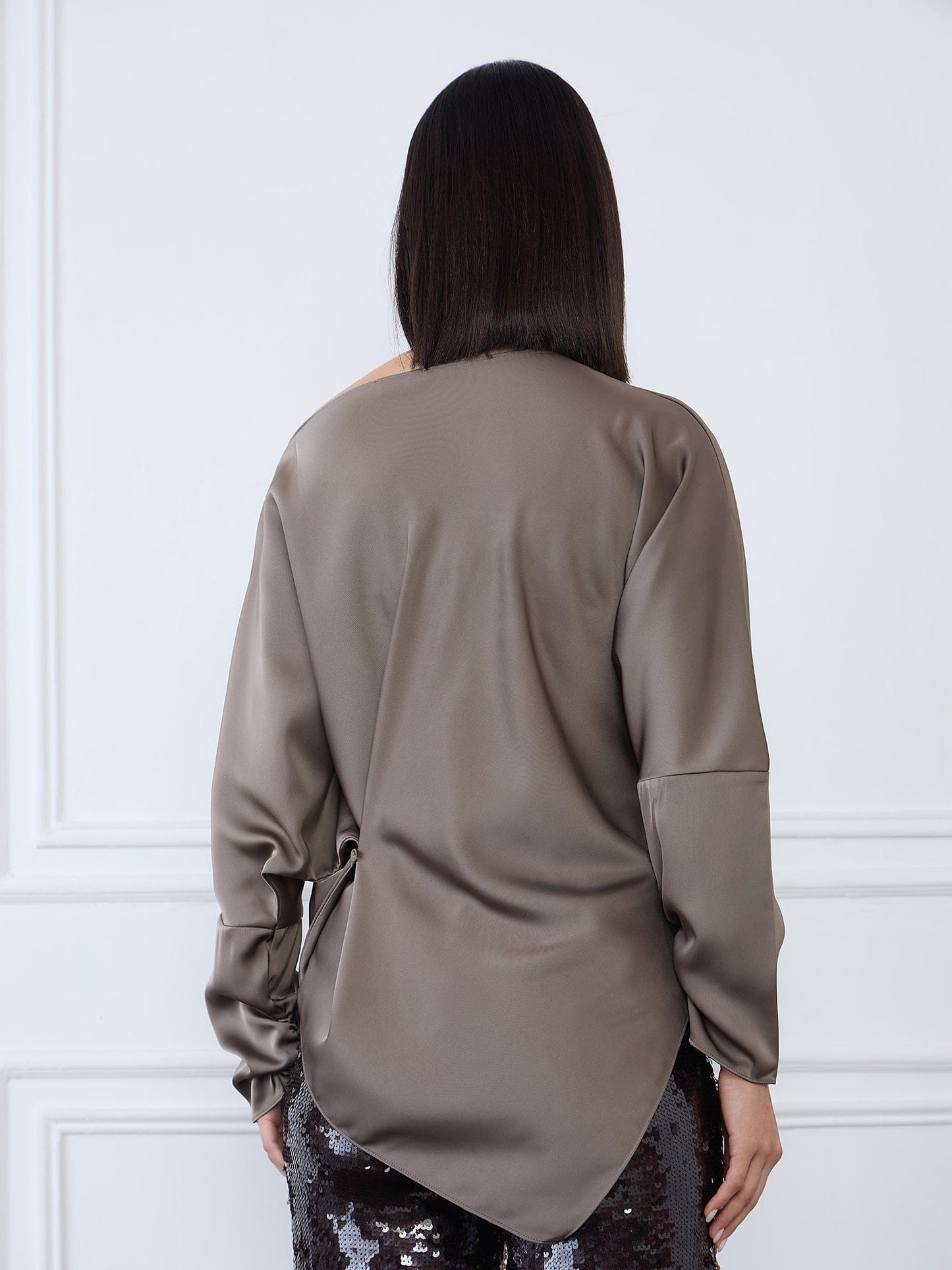 Iconic Women Grey Solid Boat Neck Top