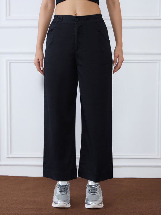 Iconic Women Black Straight Fit Solid Trouser