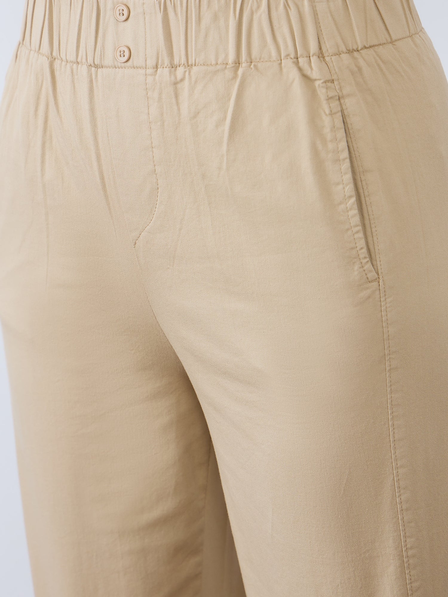 Iconic Women Brown Straight Fit Solid Trouser