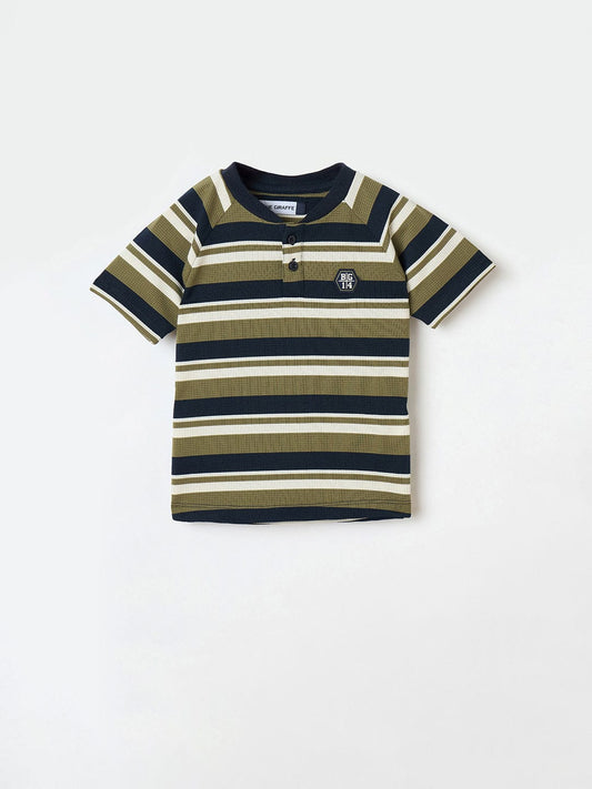 Blue Giraffe Boys Green Solid Tshirt