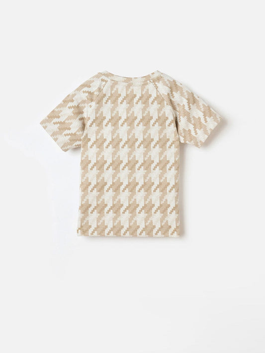 Blue Giraffe Boys White Solid Tshirt