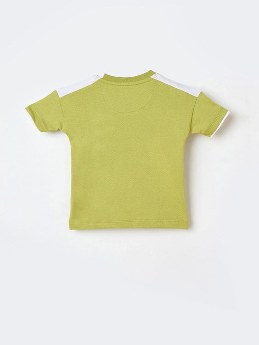 Blue Giraffe Boys Green Solid Tshirt