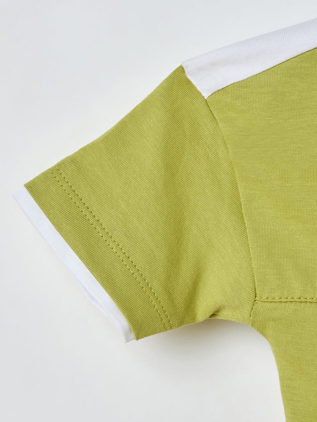 Blue Giraffe Boys Green Solid Tshirt