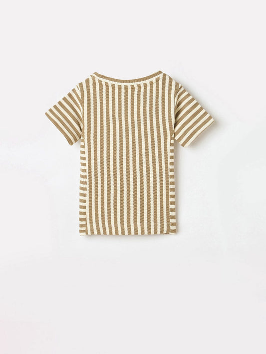 Blue Giraffe Boys White Solid Tshirt