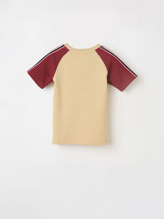 Blue Giraffe Boys Red Solid Tshirt