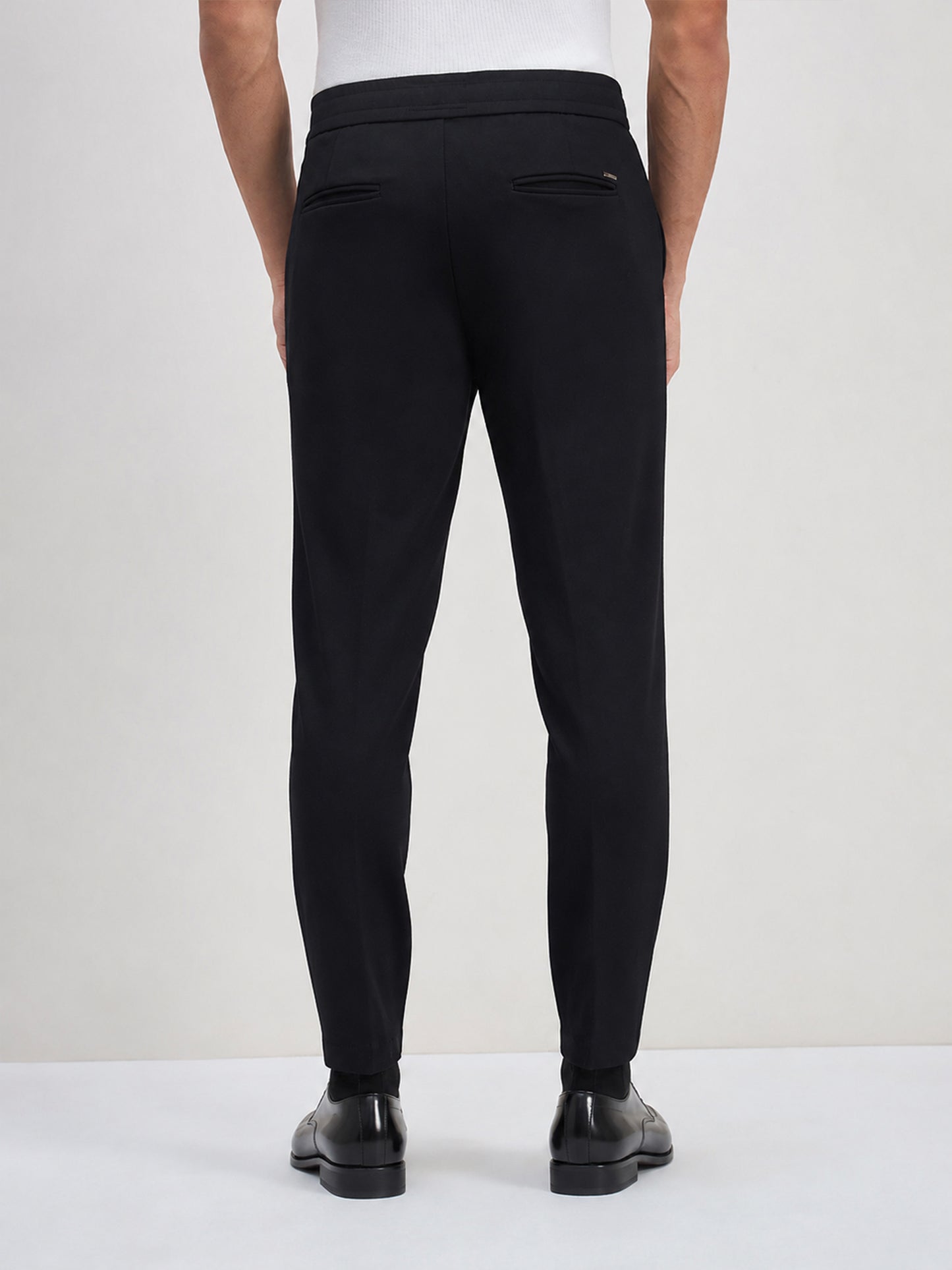 ICONIC Men Black Regular Fit Trouser