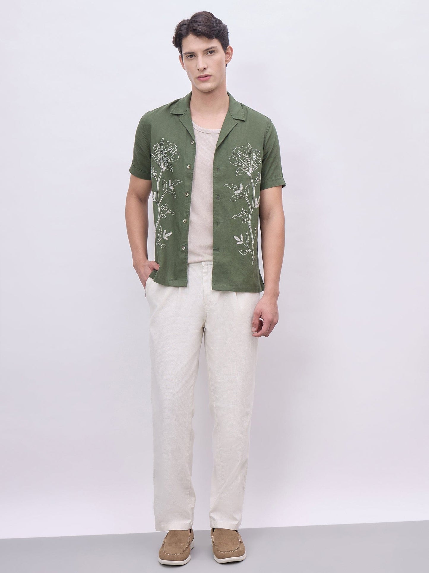 Iconic Men Green Printed Resort Collar Shirt