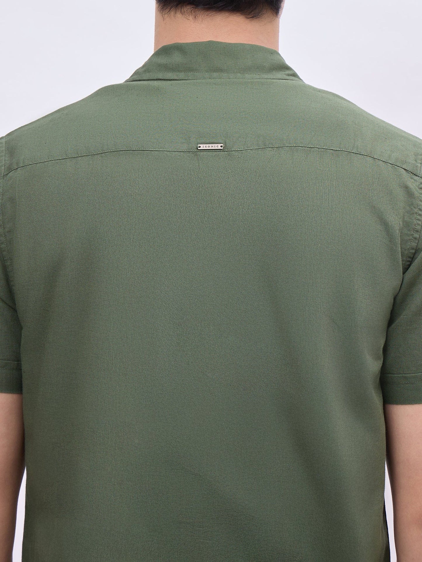 Iconic Men Green Printed Resort Collar Shirt