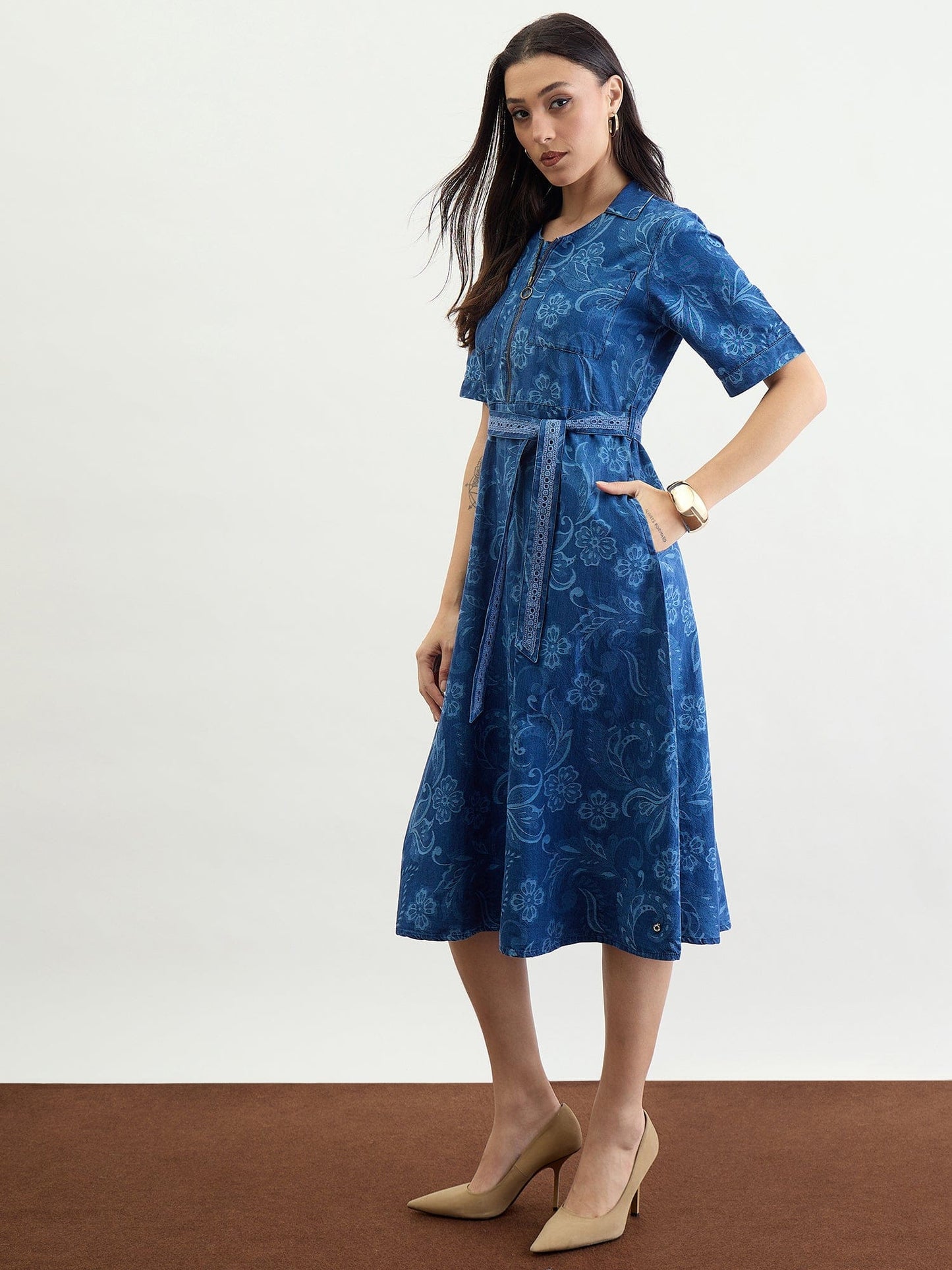 Iconic Women Blue Jacquard Collar Dress