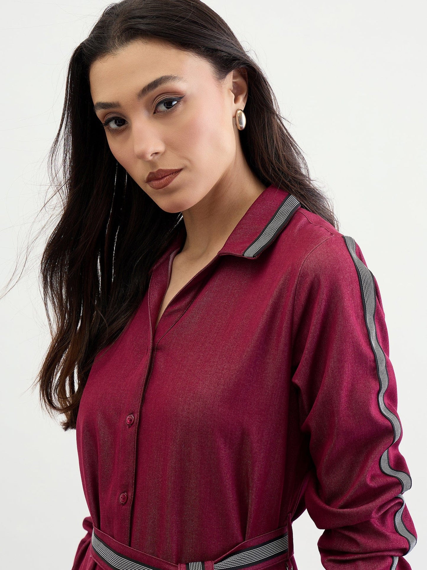 Iconic Women Red Solid Collar Dress