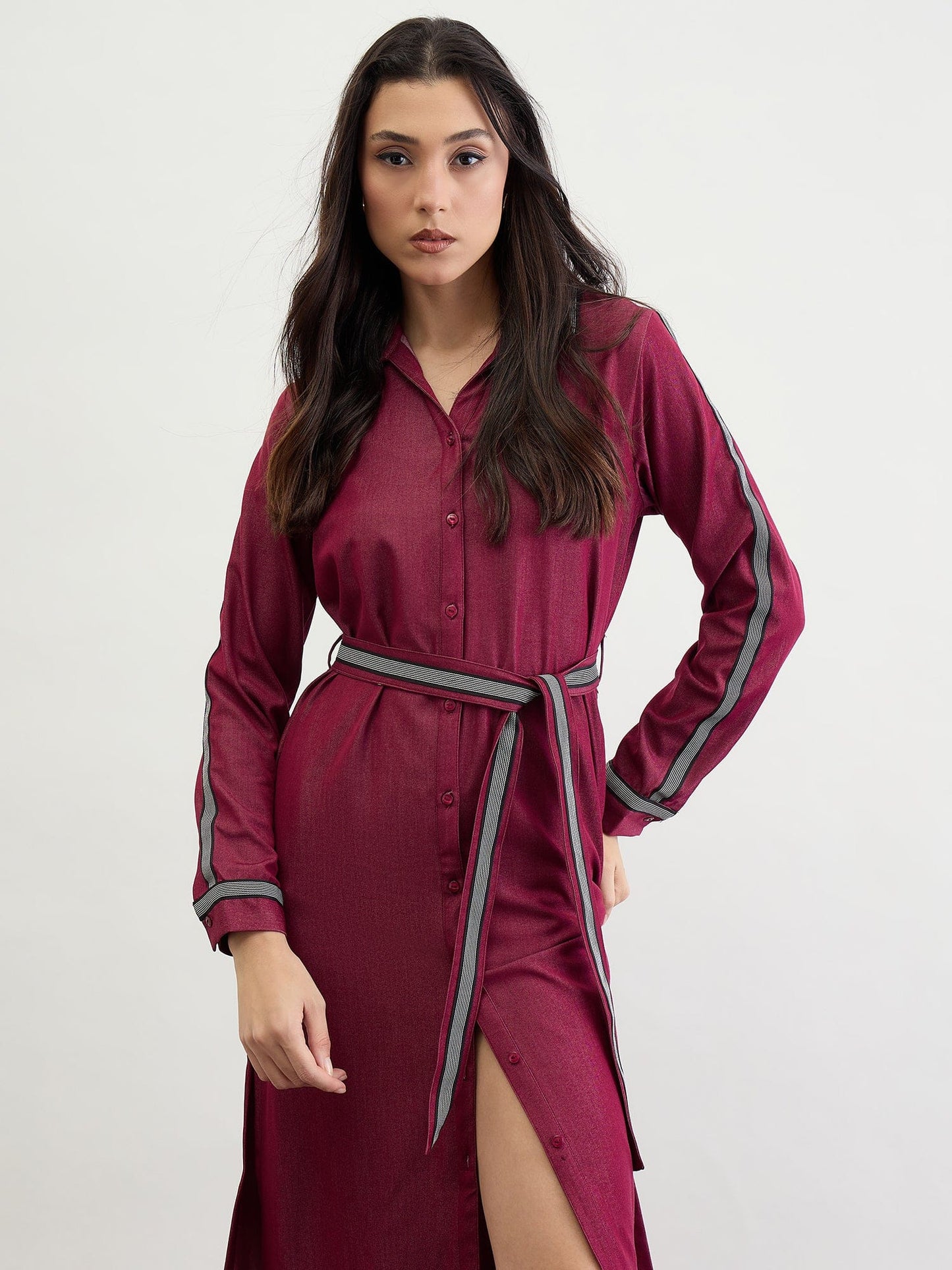 Iconic Women Red Solid Collar Dress