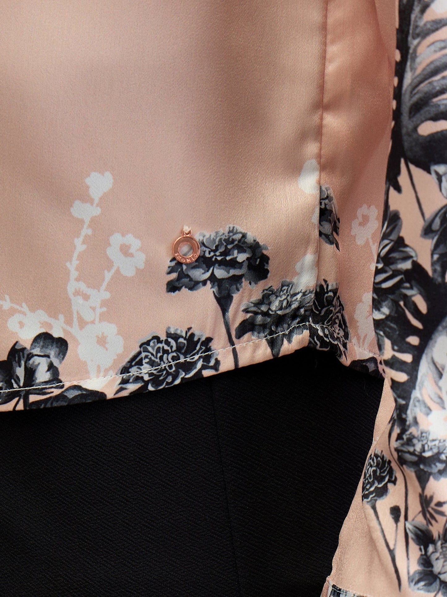 Iconic Women Pink Solid Collar Shirt