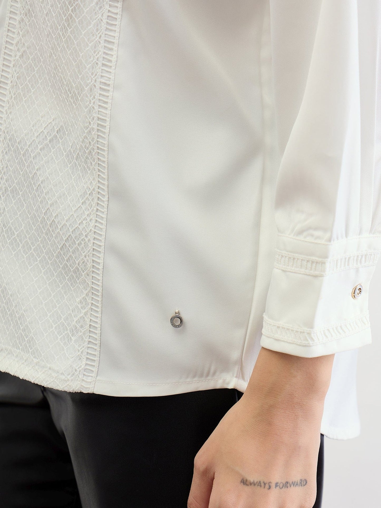 Iconic Women White Solid Collar Shirt