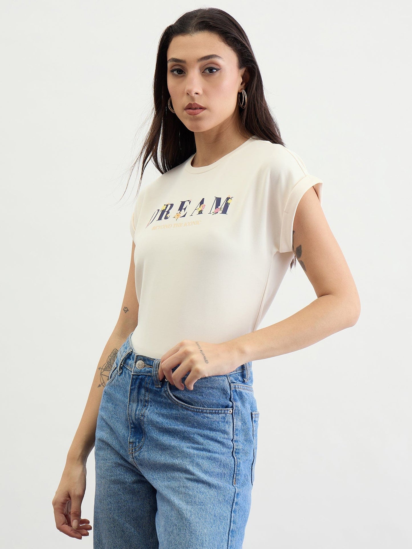Iconic Women White Solid Crew Neck Tshirt